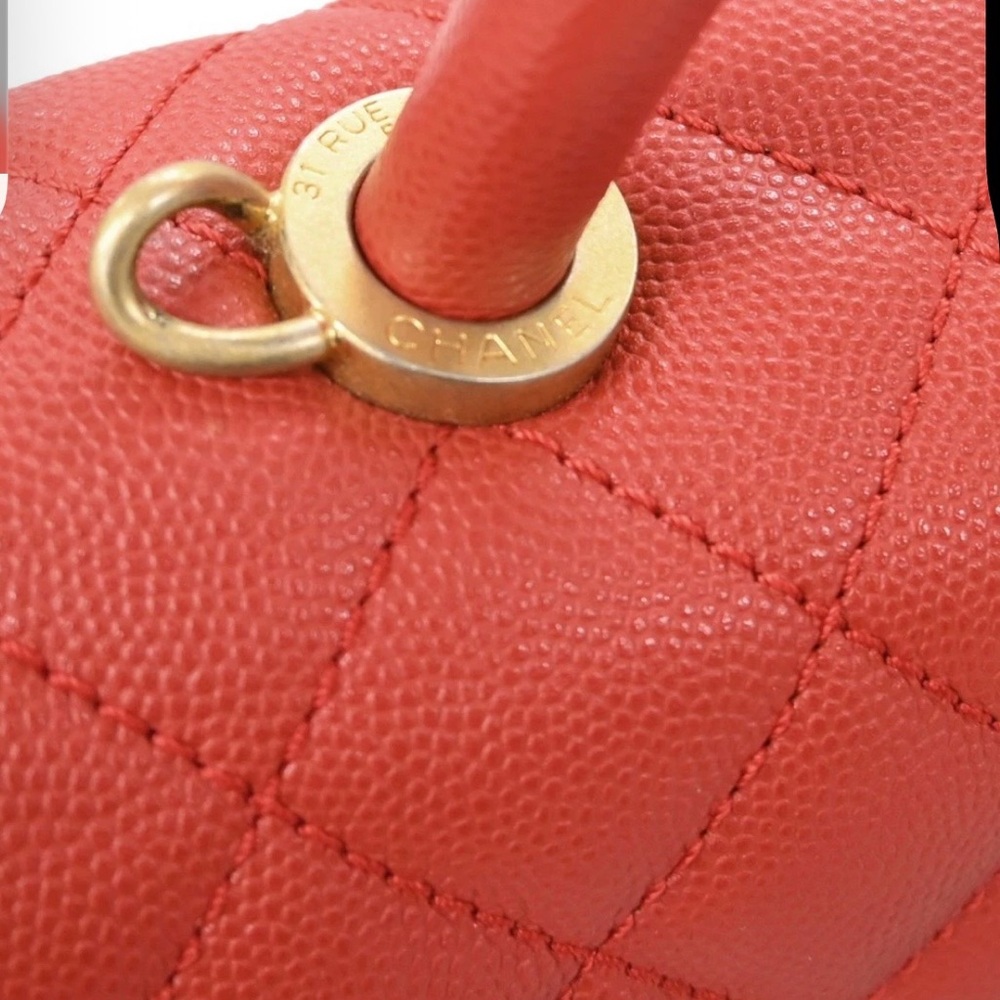 Authentic CHANEL Top handle small caviar leather with strap satchel bag - Picture 3 of 12